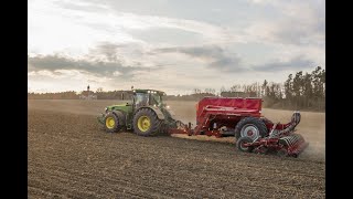 HORSCH Maestro 12 SV Corn planting John Deere 8370R