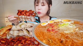 титр) Boiled Pork belly Kimchi Spicy Crab Cold Noodles Hot pepper Crispy REAL SOUND ASMR MUKBANG