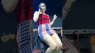 dangdut hot biduanyaa broo