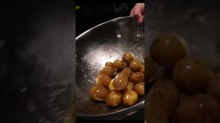 How To Cook Crispy Potatoes #shortsfeed  #food #cooking #foodie  #delicious #tasty #recipe