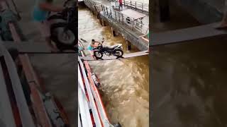 Pani Ka Jahaj Funny Video Viral #shorts Bike wlWater