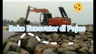 Alat Excavator Beko di Laut Ujung Siboga ,PAJUS