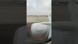 American Airlines Boeing 737-800 landing at Los Angeles International Airport runway 25L from Dallas