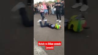 Crash Dilan cemek vs katak