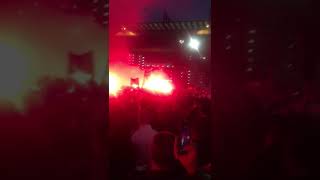 Inter Milan La Curva Sud verso San Siro.... Noi del Club Milan Follia Bisceglie sempre Presenti