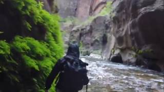 Hiking The Narrows (Zion) Utah