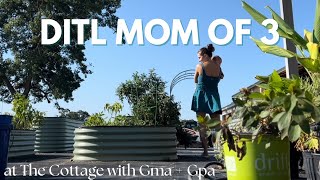 Day In The Life of a Mom // spending time at Grandma and Grandpas