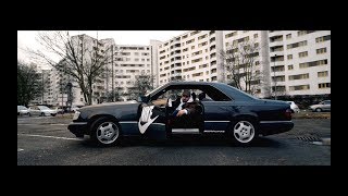 NIKKY SANTORO - FLEX MIT DEN AIRMAX (prod. Tim Duncan)