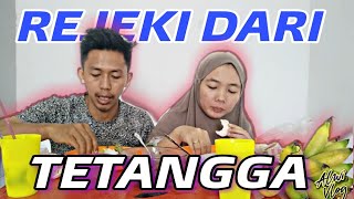 Makanan ini disponsori oleh Tetangga