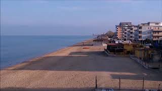 Appartamento in vendita a Silvi Marina, direttamente sul mare con vista mare.