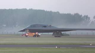 B2 Landing @ RAF Fairford 14- 6-17