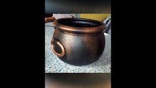 Making a witchy cauldron for halloween 🎃