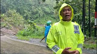 Kondisi Jalan Penghubung Kabupaten Sidrap, Pinrang & Tana Toraja, Lumpuh Total