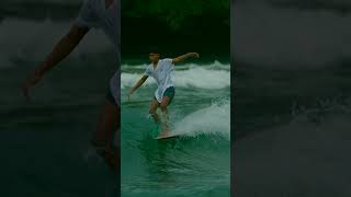 Trian longbord dance #longboardsurfing #surfing #surfspot #waves #batukarasbagussurf #surf #surfing