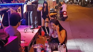 Live Action On Pattaya's Streets. #2 Buakhaow 15