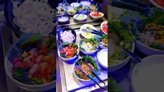 Unlimited Food Buffet #shorts #unlimitedfood #buffetrestaurant #buffetdinner #shortfeed