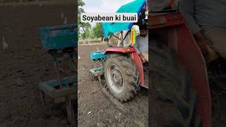 सोयाबीन की बुआई चालू हो गई है अपने यहां #shorts #massey241di #soyabean