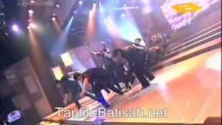 ADDICTED - Taufik Batisah at Muzika Ekstravaganza 2010