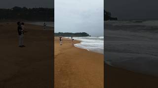 Beach view big waves #avsofficials #shorts #goa #food #foodie #cooking