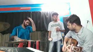 Kaithola paaye vurichu, taaraka pennale random jamming