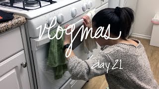 Burn Out and Baking [Vlogmas Day 21]