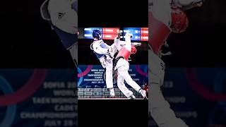 ♦️WORLD TAEKWONDO FIGHT BEST🇰🇷 KOREAN FIGHTER 💥#shortfeed #taekwondo #taekwondowtf