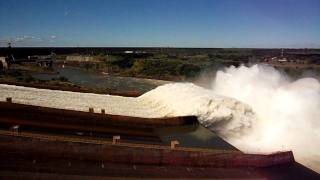 Парагвай, Itaipu Damm.