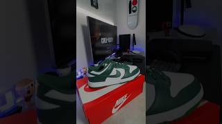 Nike Dunk Lows Retro GREEN Unboxing!!