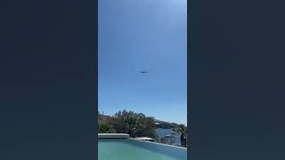 Bluebird airways 737 landing in Mykonos #shorts #aviation