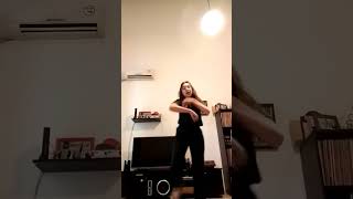 Mi parati de tiktok esta lleno de esta cancion q me la aprendí JAJJA