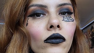 SIMPLE SPIDER WEB HALLOWEEN LOOK