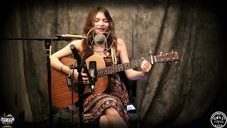 Fallyn Grace Presley - Headphones On - Live Video