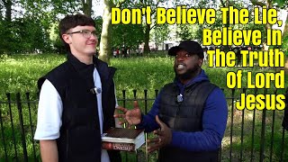 Speakers Corner - Padi Power Talks To an Australian Visitor To The Park - We All Need a Saviour