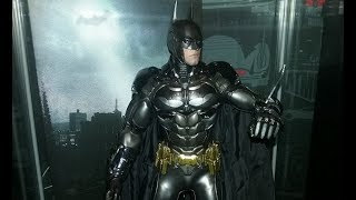 Hot Toys Arkham Knight Batman 1/6 Figure