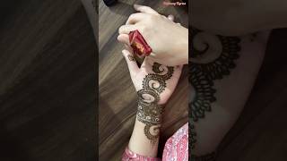 Insanely Easy Mehendi Design in Just Minutes! 😍 Unique mehendi design #shorts