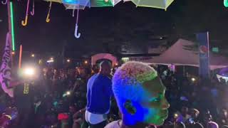 Zlatan Performs Fotifoyin at Mainland Road Block Party