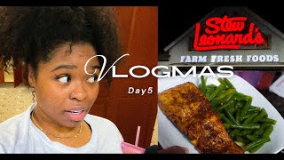 VLOGMAS | Bootcamp Kicked My A**, Stew Leonard’s & Making My Favorite Salmon Dinner