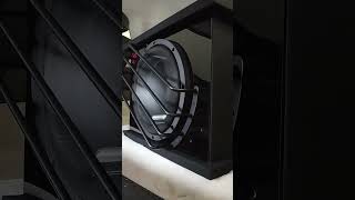 Amazing movement, subwoofer bass, Phoenix speaker