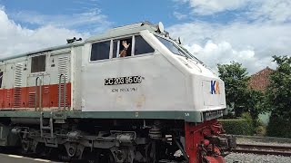 MASINIS RAMAH KERETA BATU RADEN EXPRESS