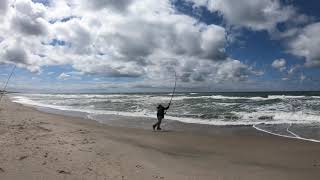 Strand bei Sonne in Årgab, Dänemark