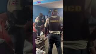 Detienen a 17 personas en centro de juegos clandestino en Santo Domingo #noticias