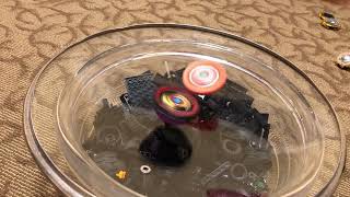 Beyblade Burst Surge battle Demise Devolos vs Glide Rocktavor