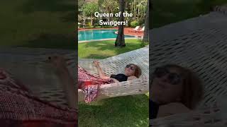 I love to SWING! Hammock life…