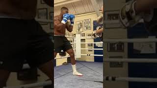 Anthony Joshua Shows Off Powerful Hooks #shorts