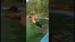 DIDUGA SUI GAK TANGGAPAN SEORANG TUKANG KENDANG MENCEBURKAN DIRI KE KOLAM wkwkwkwk