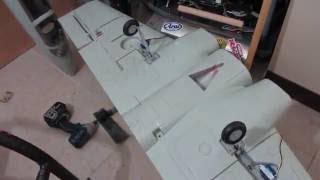 mechanical retracts rc planes