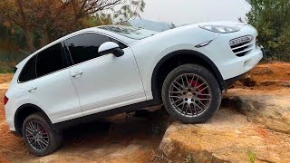 Porsche Cayenne 3.0L V6 vs BYD Leopard 5 1.5T EV 670HP vs Jetour Treveler 2.0T PK Off-road