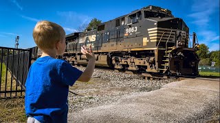 TRAIN TRACKING #16 | Spotting Multiple NORFOLK SOUTHERNS At The Iron Triangle With LEVI!