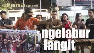 NGELABUR LANGIT / ANGKLUNG RAJAWALI MALIOBORO YOGYA