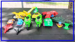 Menemukan Mainan Anak Anak di dalam Kantong  ada pesawat tempur dan motor balap dan Unboxing Eps 86